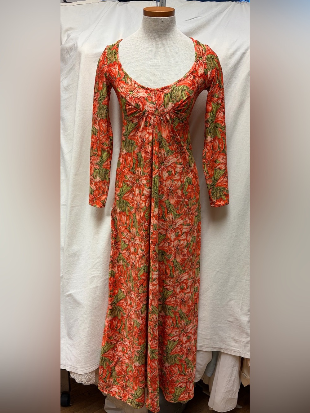 1970s Tiger Lily Scoop Neck Maxi Dress